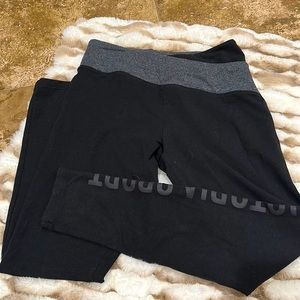 Victoria’s Secret leggings